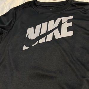 Nike boys tee dri fit